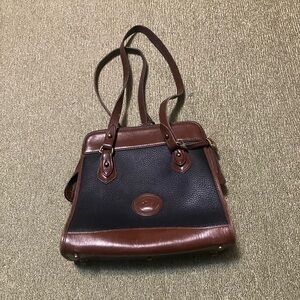 Dooney and Bourke Pebbled Leather handbag vintage